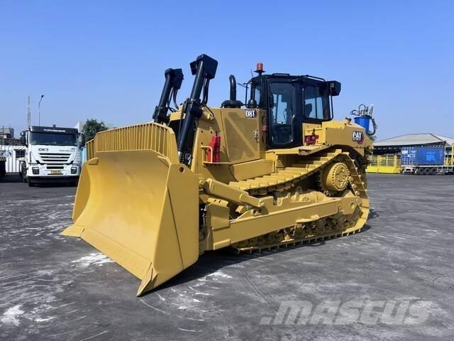 CAT D8T ブルドーザー