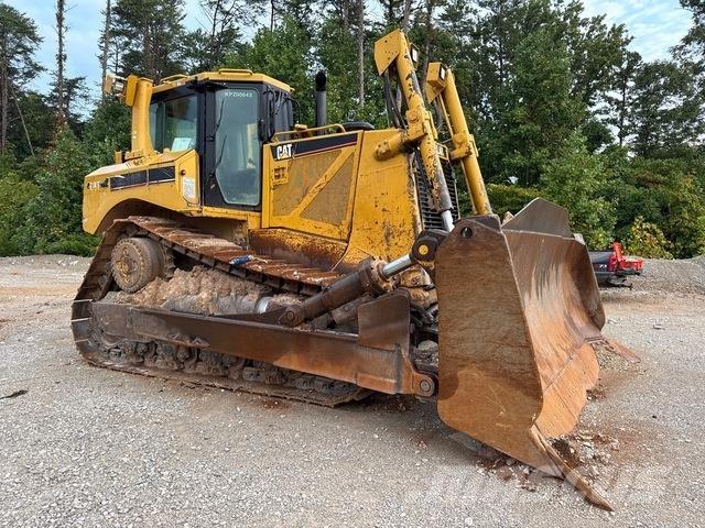 CAT D8T ブルドーザー