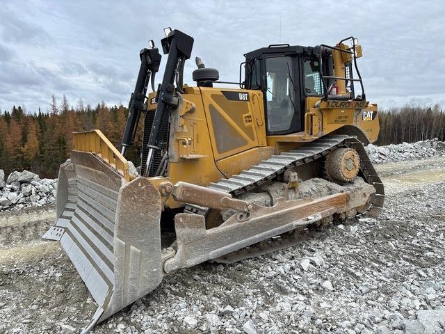 CAT D8T ブルドーザー