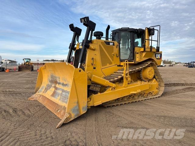 CAT D8T ブルドーザー