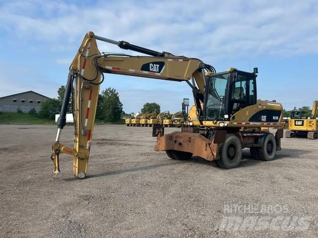 CAT M318D ホイール式油圧ショベル（パワーショベル・ユンボ・バックホー）