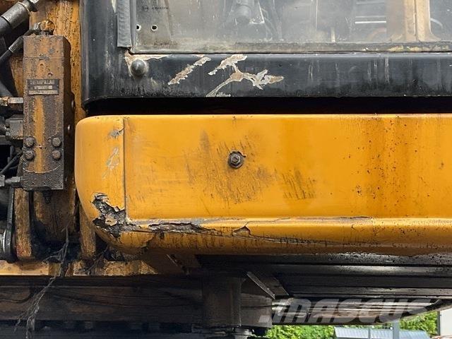 CAT M320 ホイール式油圧ショベル（パワーショベル・ユンボ・バックホー）