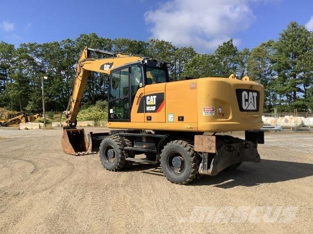 CAT M320F ホイール式油圧ショベル（パワーショベル・ユンボ・バックホー）