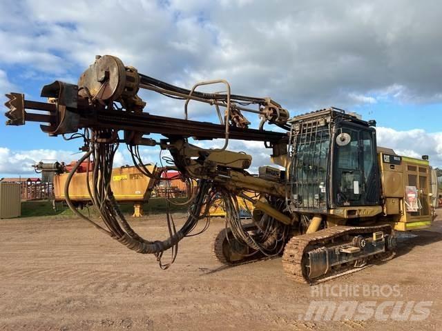 CAT MD5150 サーフェイスドリルリグ