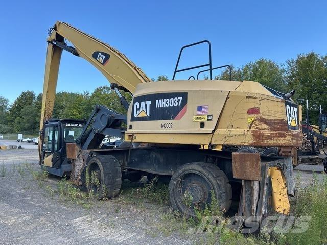 CAT MH3037 廃棄物／工業産廃処理機