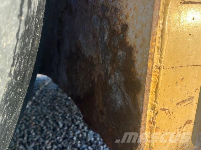 CAT R2900G 地下ローダー