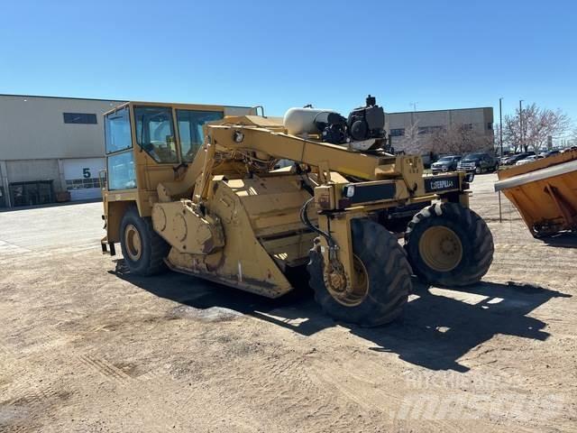 CAT RM-350B ソイルコンパクター