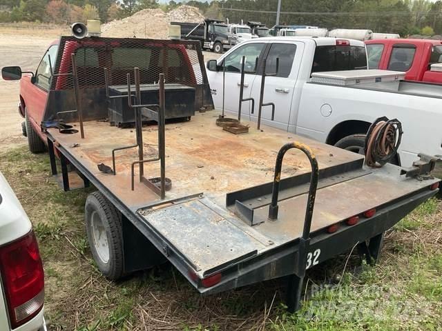 Chevrolet 3500 平ボディー