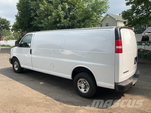 Chevrolet 3500 パネルバン