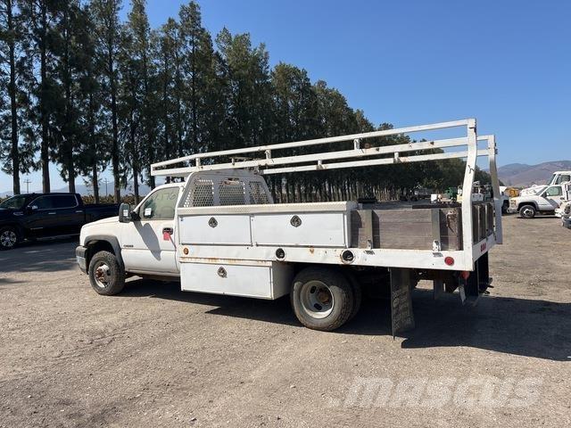 Chevrolet 3500 平ボディー