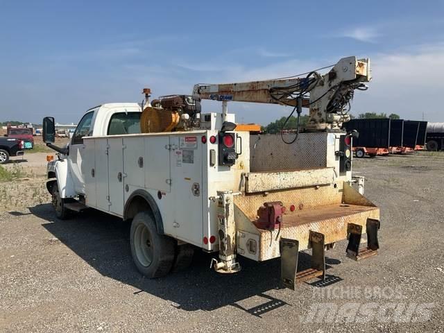 Chevrolet 5500 多目的／汎用車両