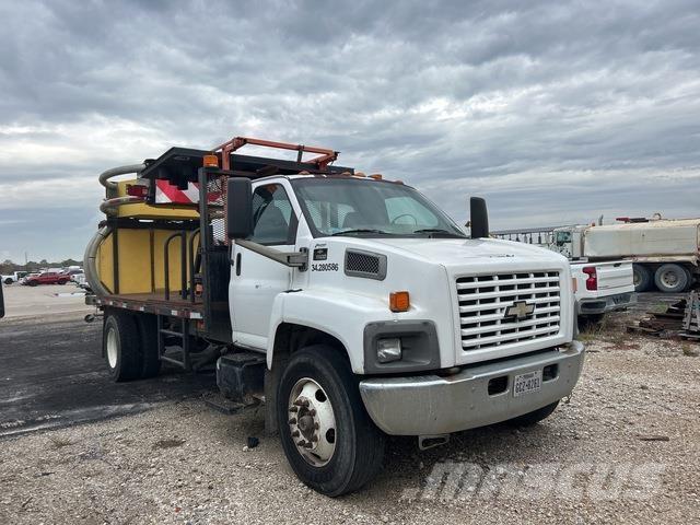 Chevrolet 6500 多目的／汎用車両