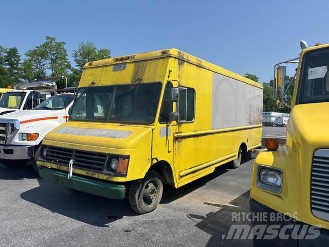Chevrolet P30 ボックストラック