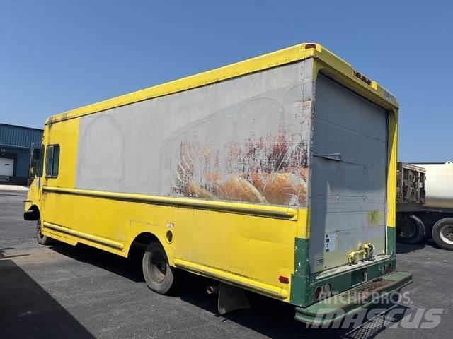 Chevrolet P30 ボックストラック