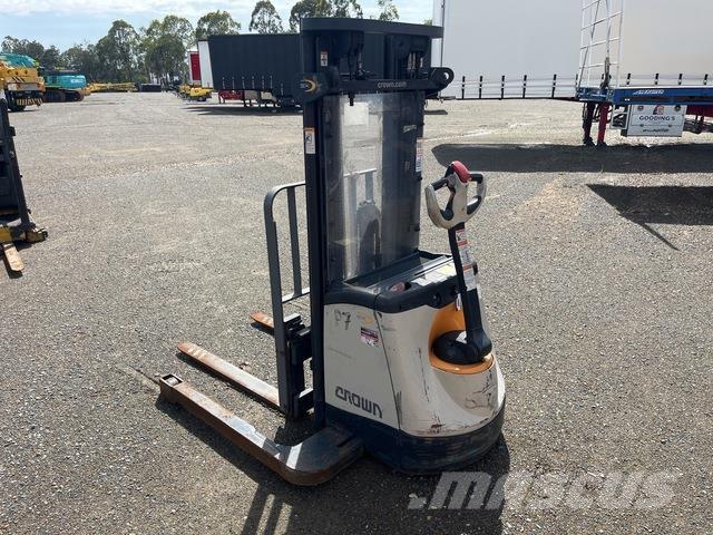 Crown SX3030 建設機械 -　その他