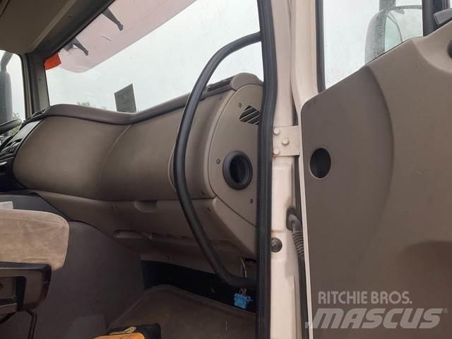 DAF CF85.460 大型油圧ショベル12t以上（パワーショベル・ユンボ）