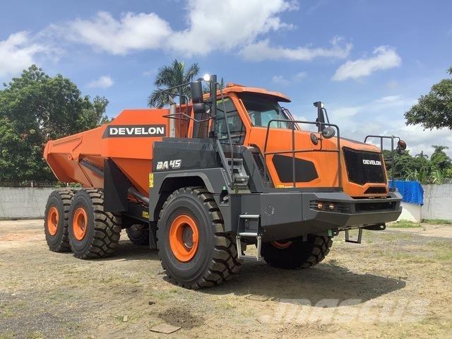 Develon DA45 アーティキュレート式ダンプトラック