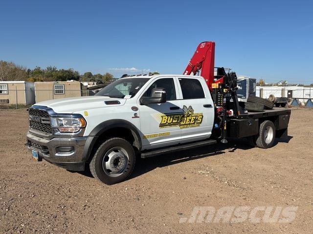Dodge 5500 クレーントラック、ユニック車