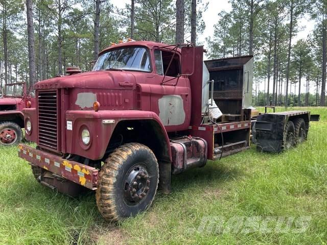 Dodge D80 キャビン及び内装