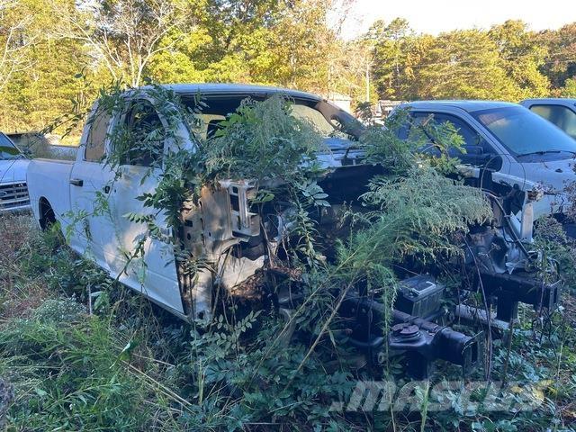 Dodge Ram 1500 ピックアップ／ドロップサイド