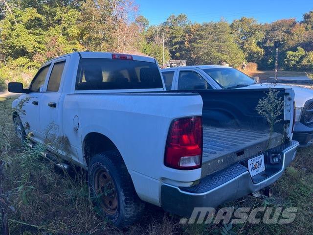 Dodge Ram 1500 ピックアップ／ドロップサイド