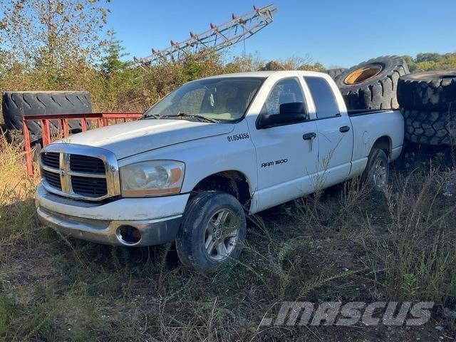 Dodge Ram 1500 ピックアップ／ドロップサイド