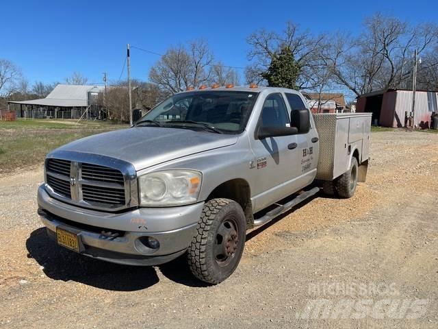 Dodge Ram 3500 ピックアップ／ドロップサイド