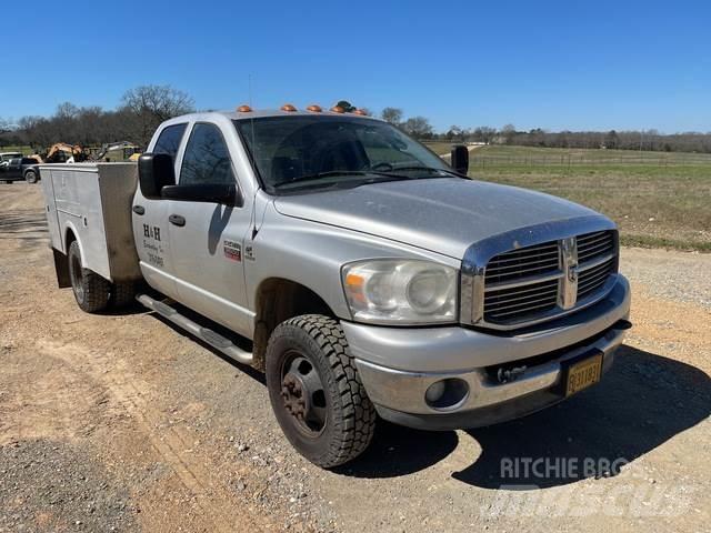 Dodge Ram 3500 ピックアップ／ドロップサイド