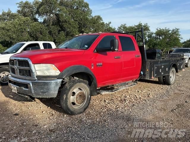 Dodge Ram 5500 平ボディー