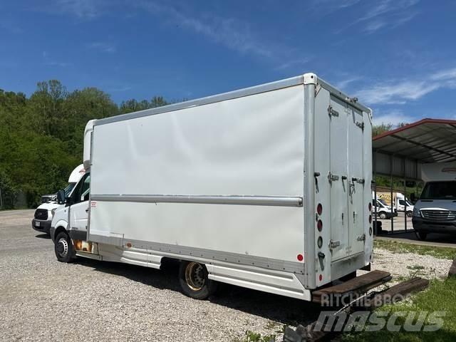 Dodge Sprinter ボックストラック