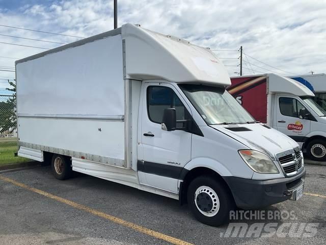 Dodge Sprinter ボックストラック
