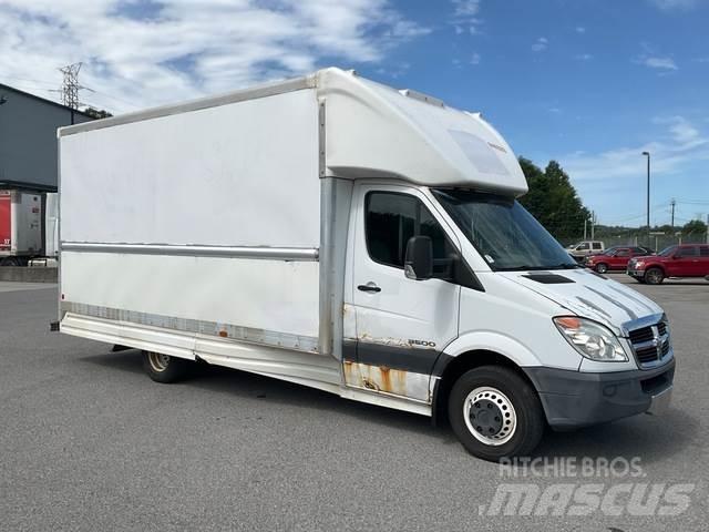 Dodge Sprinter ボックストラック