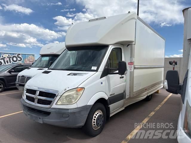 Dodge Sprinter パネルバン