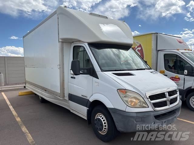 Dodge Sprinter パネルバン