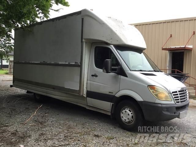 Dodge Sprinter パネルバン