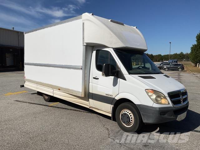 Dodge Sprinter パネルバン