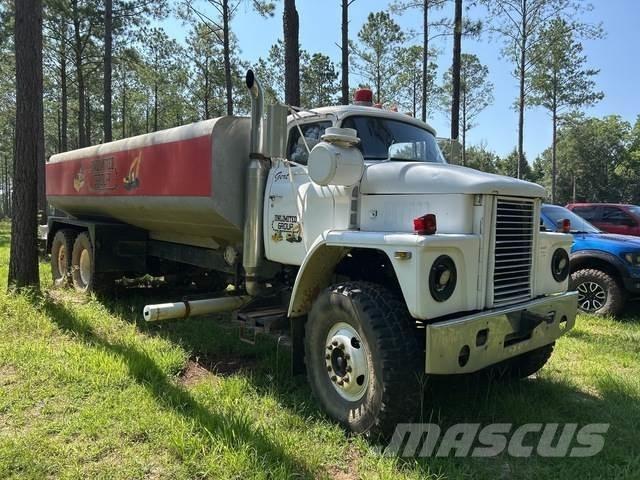Dodge T80 給水車