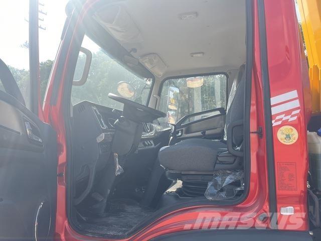 Dongfeng DV3 クレーントラック、ユニック車