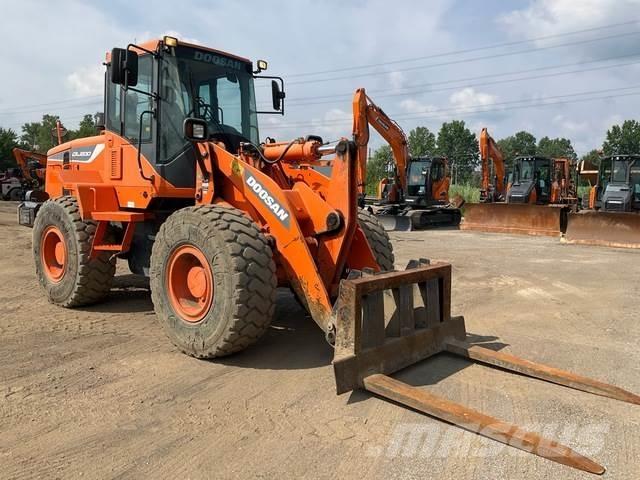 Doosan DL200-5 ホイールローダー・タイヤショベル