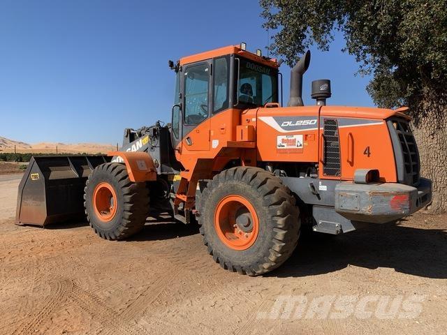 Doosan DL250-5 ホイールローダー・タイヤショベル