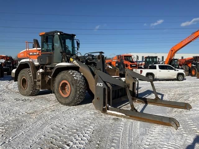 Doosan DL320-7 ホイールローダー・タイヤショベル