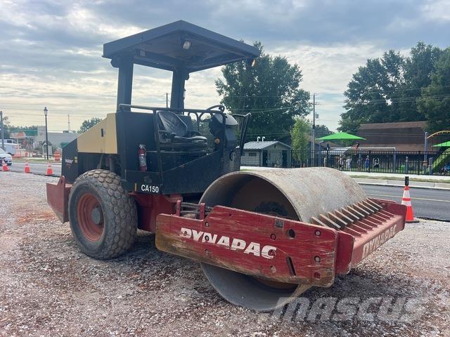 Dynapac CA150D 振動ローラ