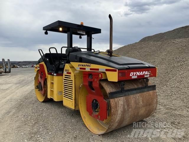Dynapac CC422 タンデムローラ