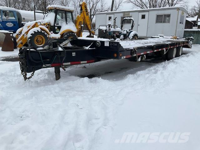 Eager Beaver  車両運搬用トレーラー