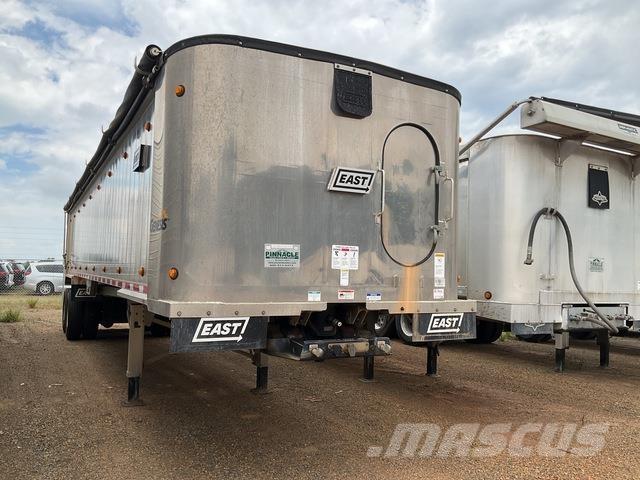 East Mfg  ダンプトレーラー