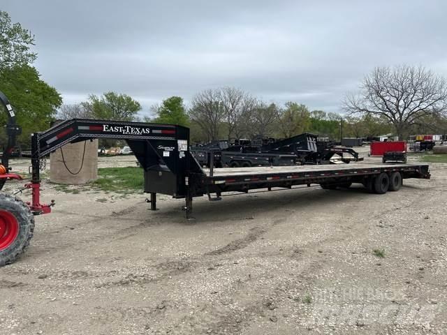 East Mfg Texas 車両運搬用トレーラー