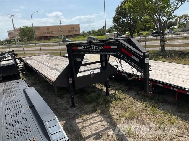 East Mfg Texas 車両運搬用トレーラー