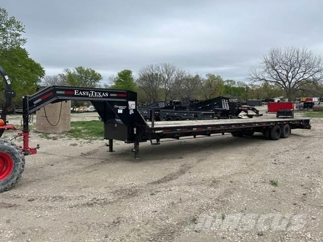 East Mfg Texas 車両運搬用トレーラー