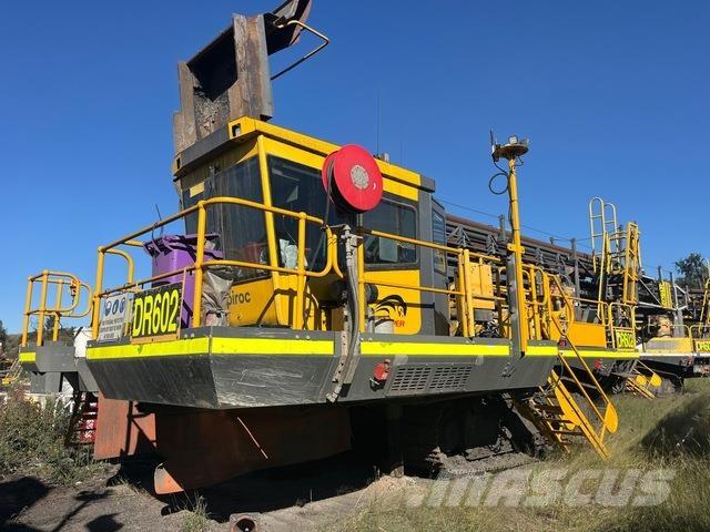 Epiroc PV235 サーフェイスドリルリグ