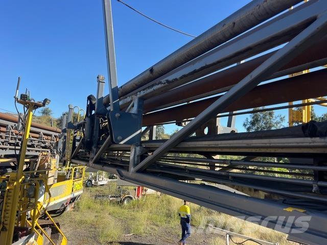 Epiroc PV235 サーフェイスドリルリグ